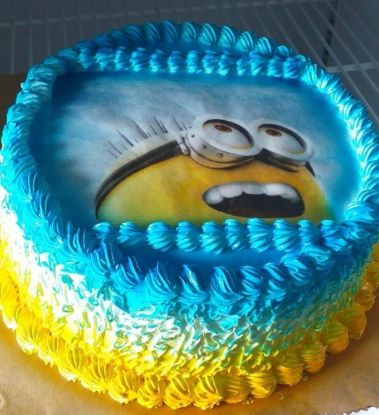 Imagen de Cake Vainilla con Crema de chocolate MINIONS